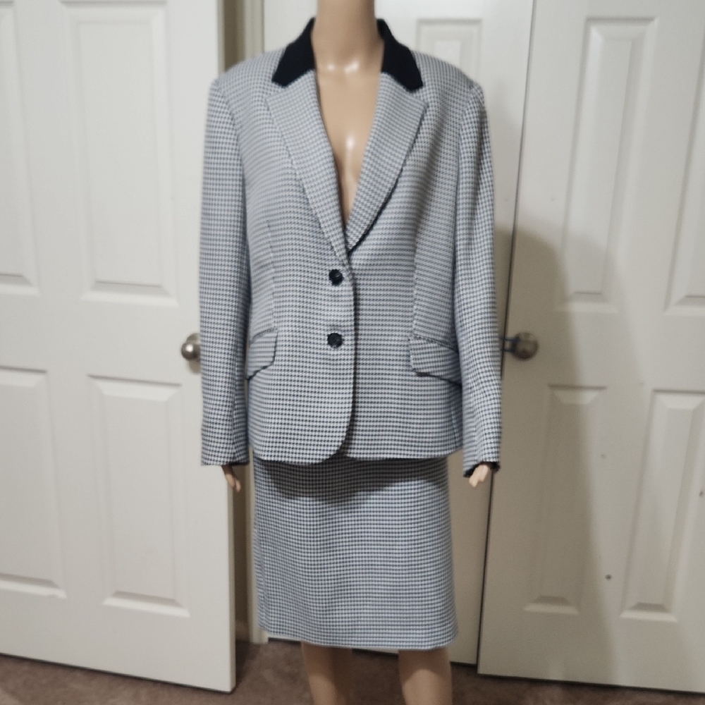 Kasper 16/18 Black and White Houndstooth Skirt Set Career Chic